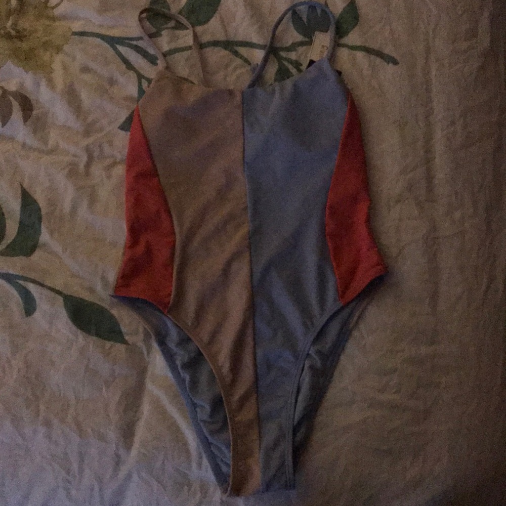 One piece bathing suit